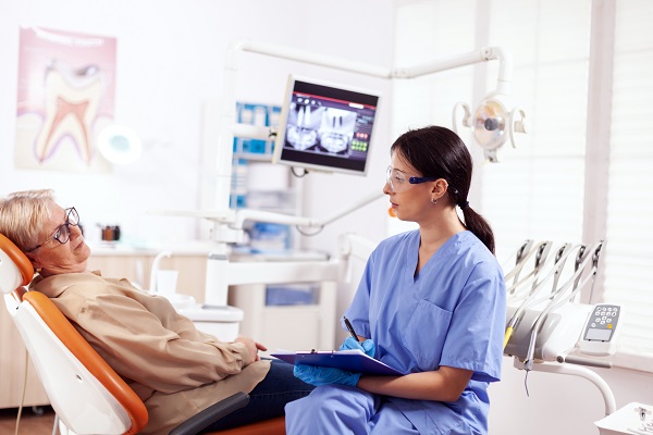Consulta mensal com dentistas com auxílio de um plano odontológico da PrimaVida